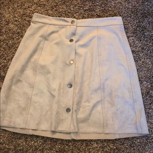 Aritzia skirt
